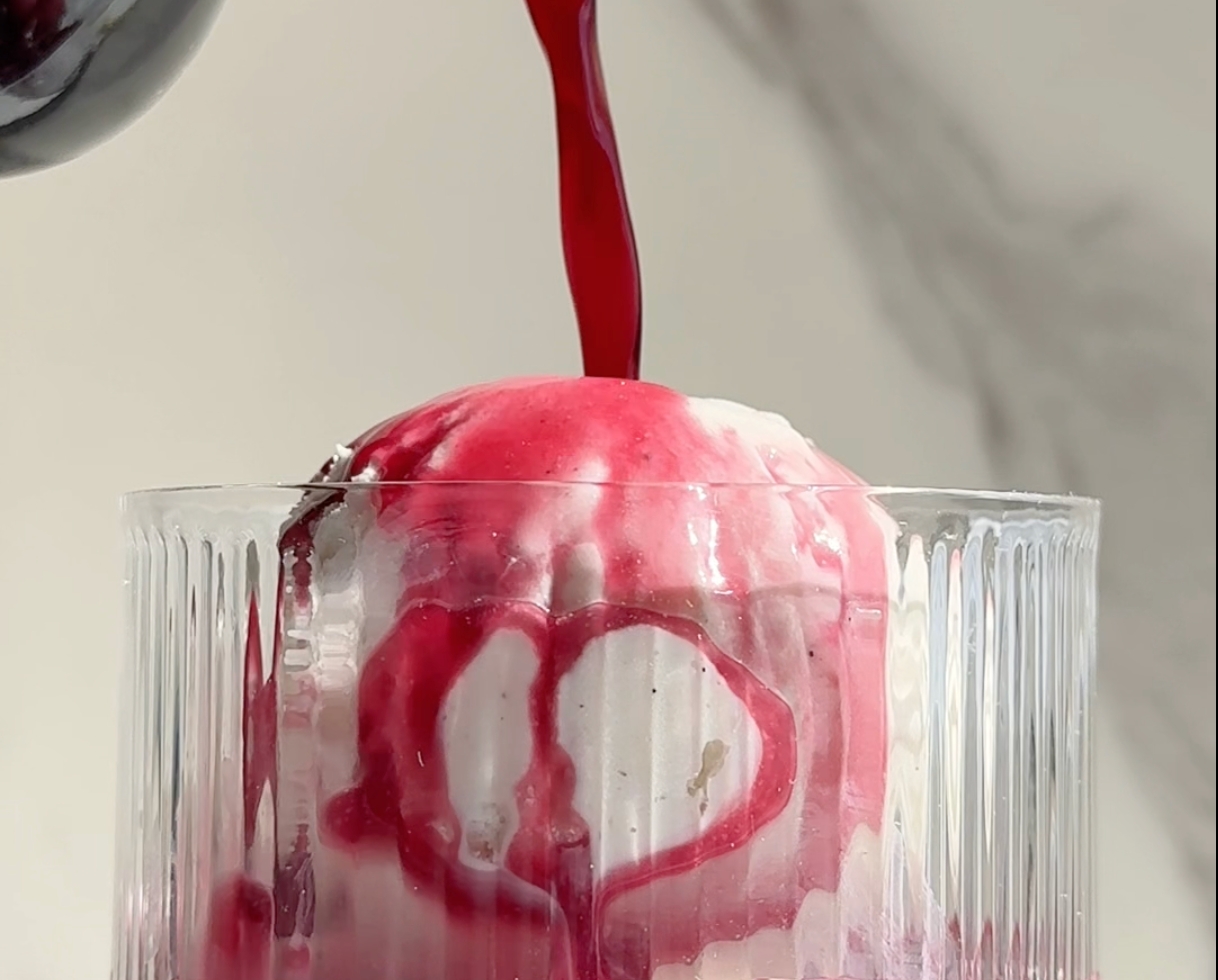 We Made the Viral Non-Alcoholic Red Wine Float 🍷🍨